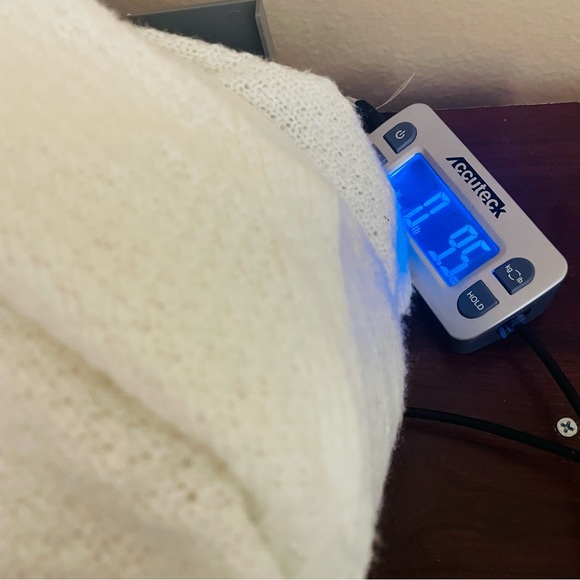 Abercrombie & Fitch Comfortable Warm Cardigan Hoodie Medium Sweater Jacket Woman - Picture 11 of 11